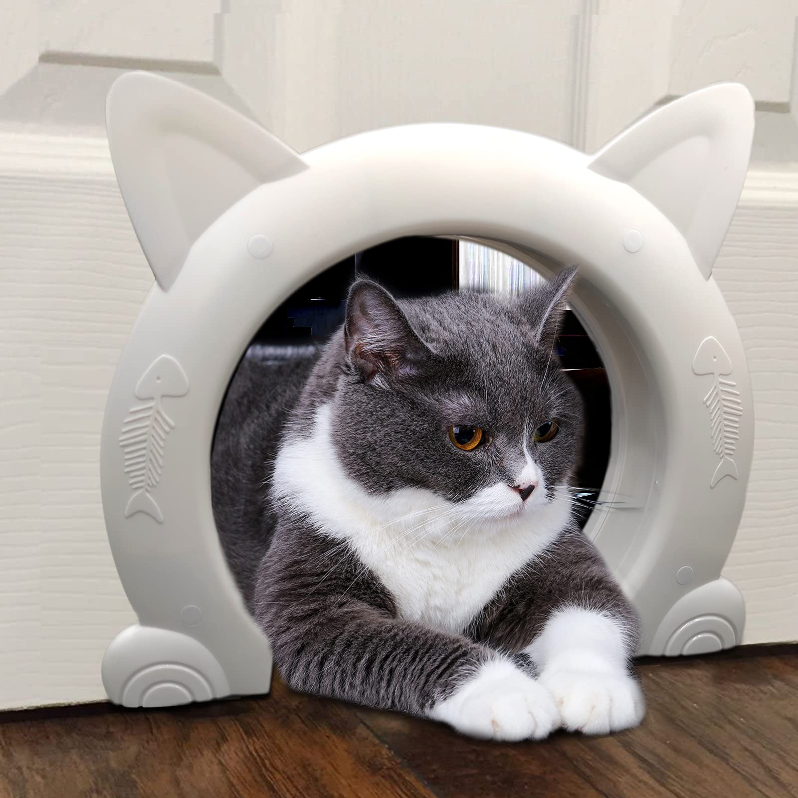 IKUSO cat door barrier-free design enables easy in-out for cats