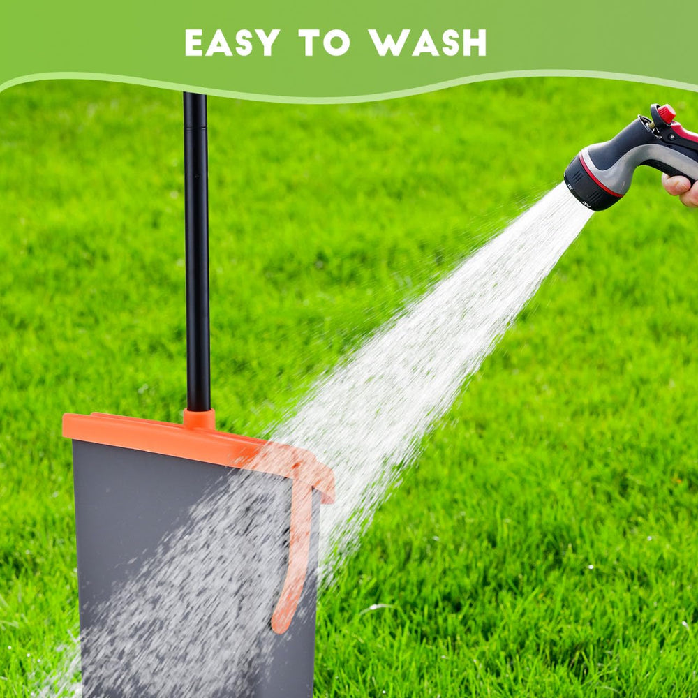 ilongood odor-blocking lid close-up reduces odors during outdoor scooping.