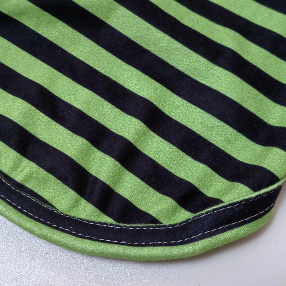 IMDOUBLEDOU Fabric-detail closeup highlights soft breathable material.
