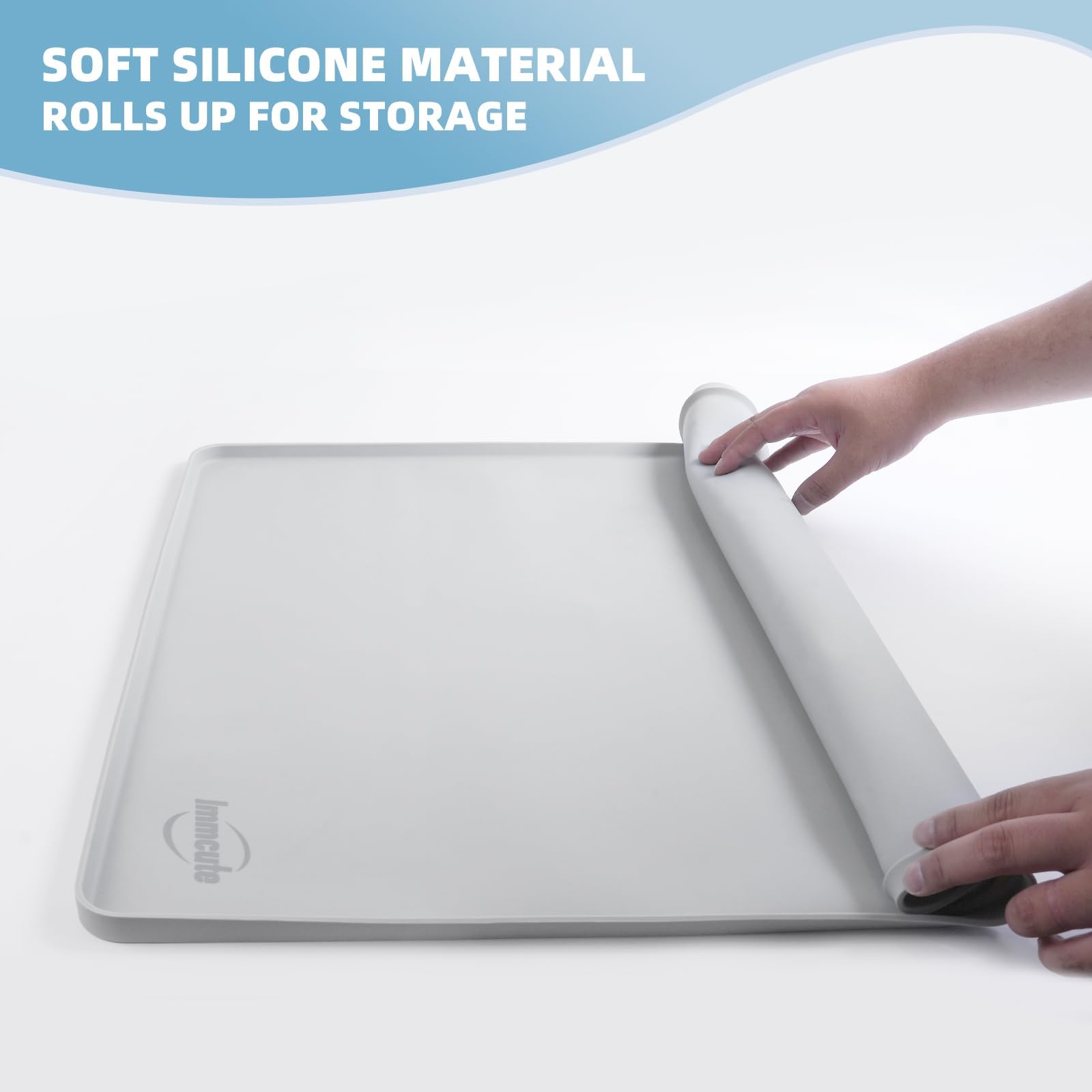IMMCUTE silicone non-slip tray keeps pads in place during busy sessions.