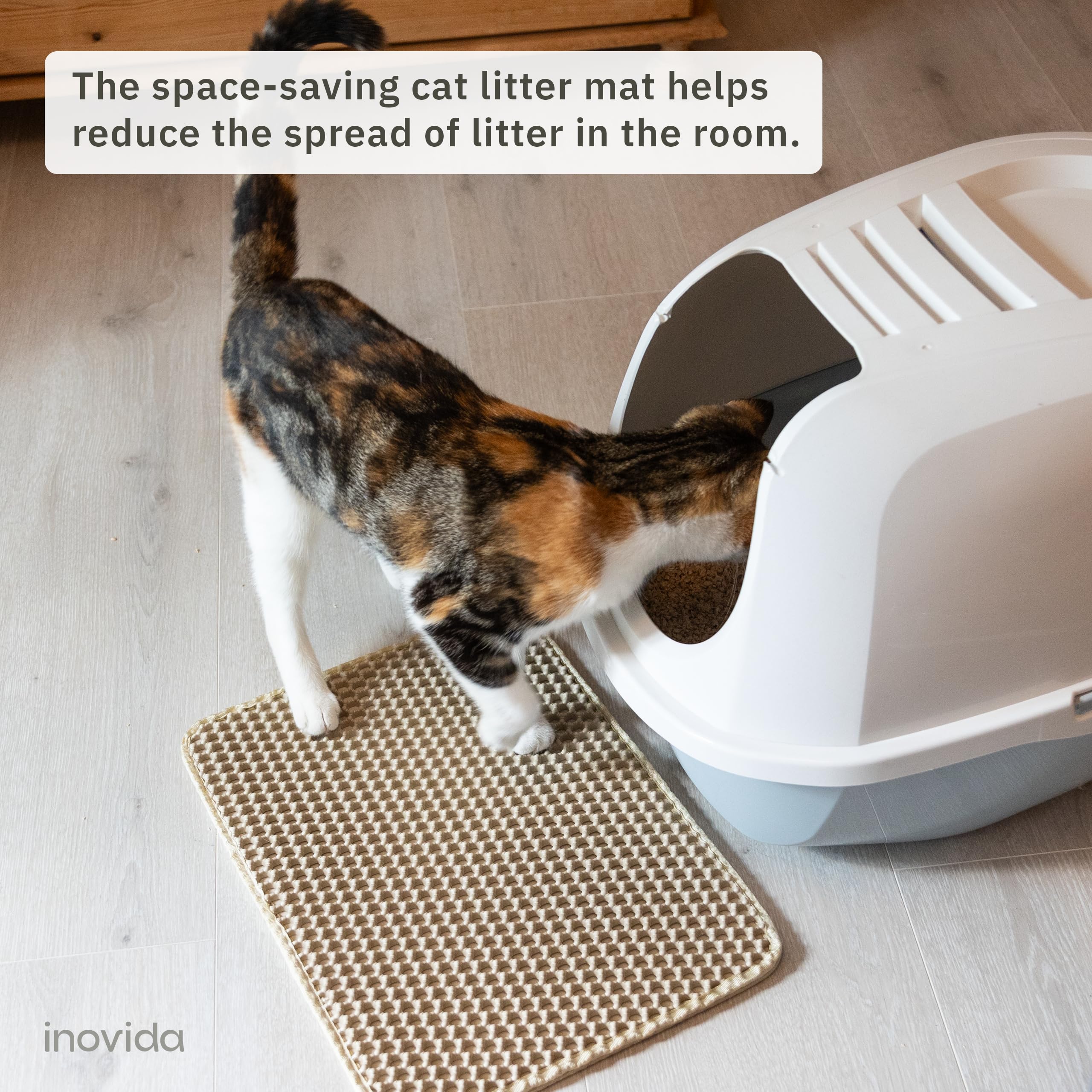 Inovida XS cat litter mat beige top view highlights dual-layer honeycomb design that traps litter.