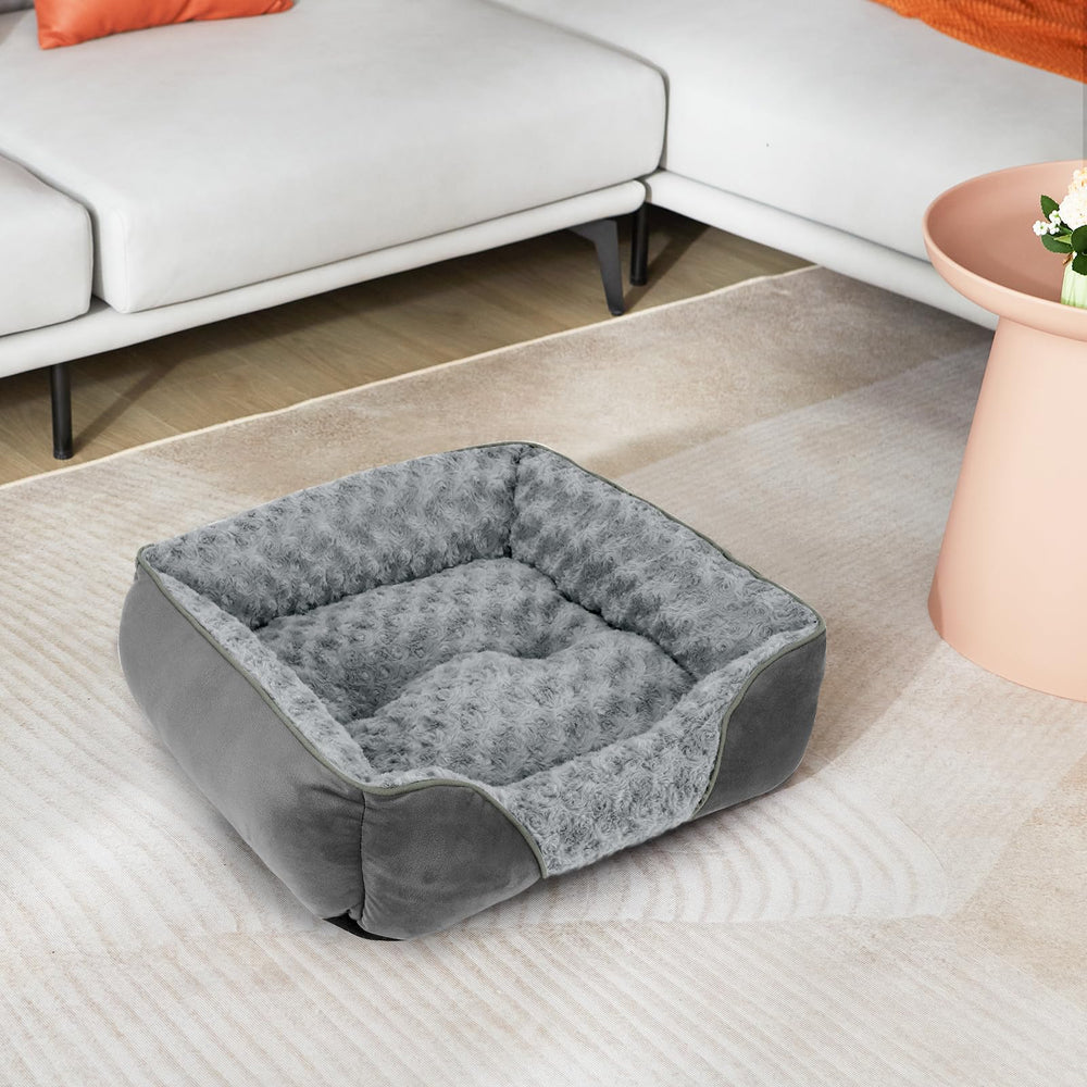 INVENHO large dog bed is machine-washable for simple cleaning and care.