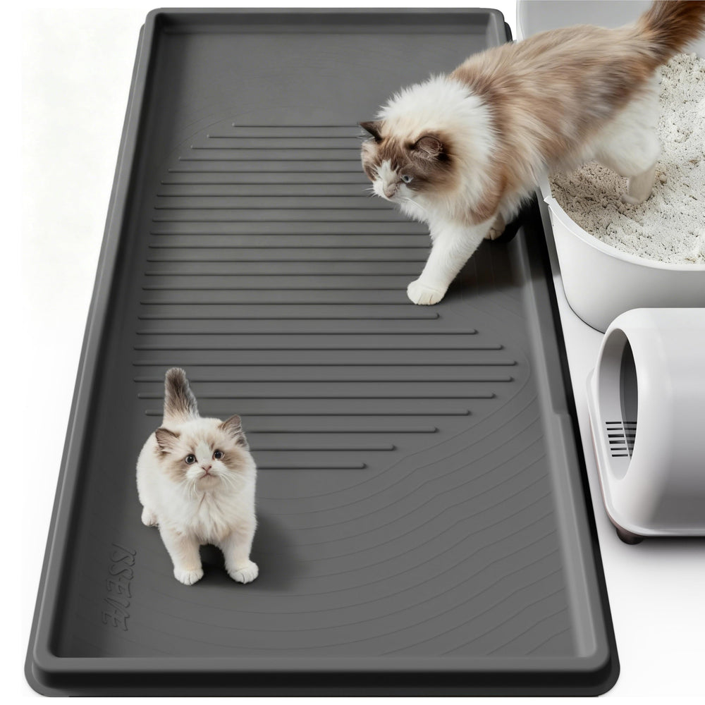 ISSEVE cat litter mat XXL-coverage shows wide area containment for spills and kicks.