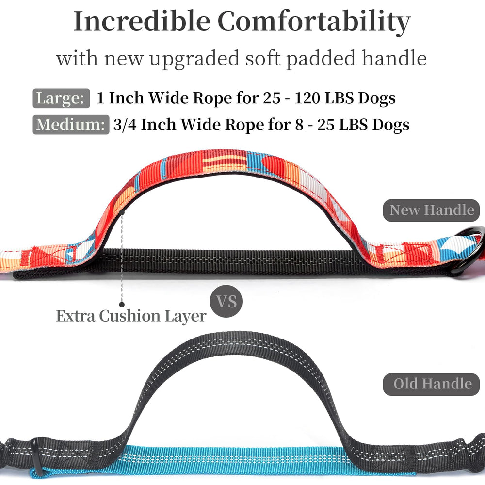 iYoShop bungee leash with shock-absorbent design helps reduce pulling.
