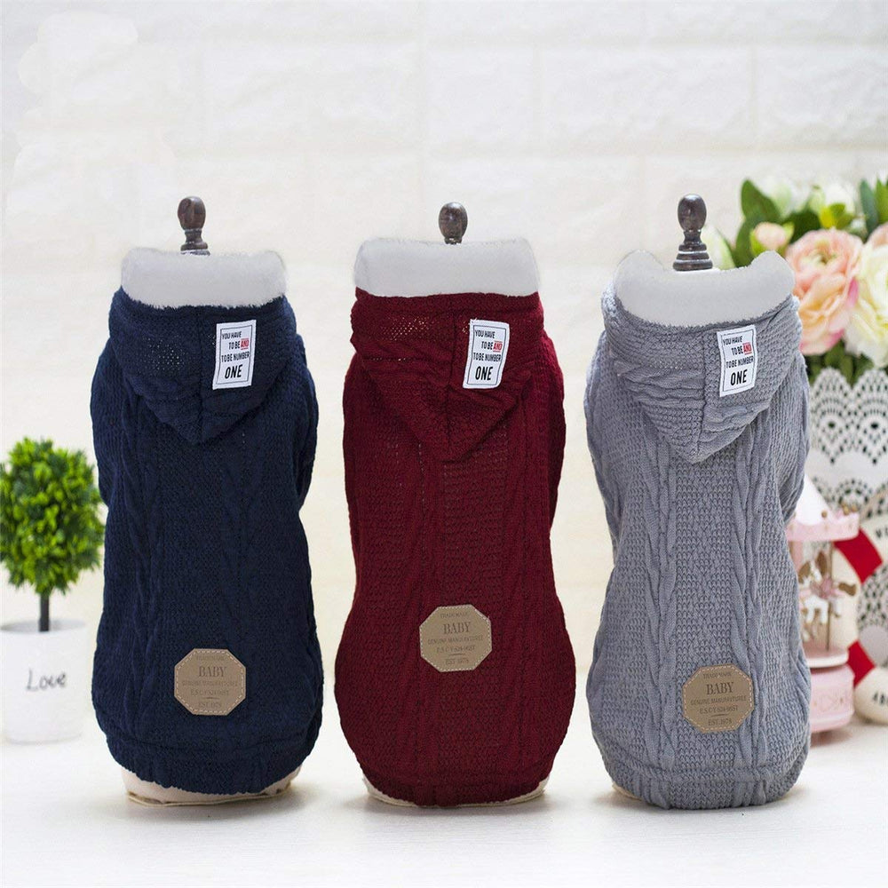 Izefia Rdc fabric closeup shows wool blend with soft fleece interior for comfort.