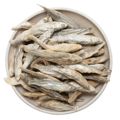 JADINGSFARM Minnows closeup of dried minnows showing natural protein snack