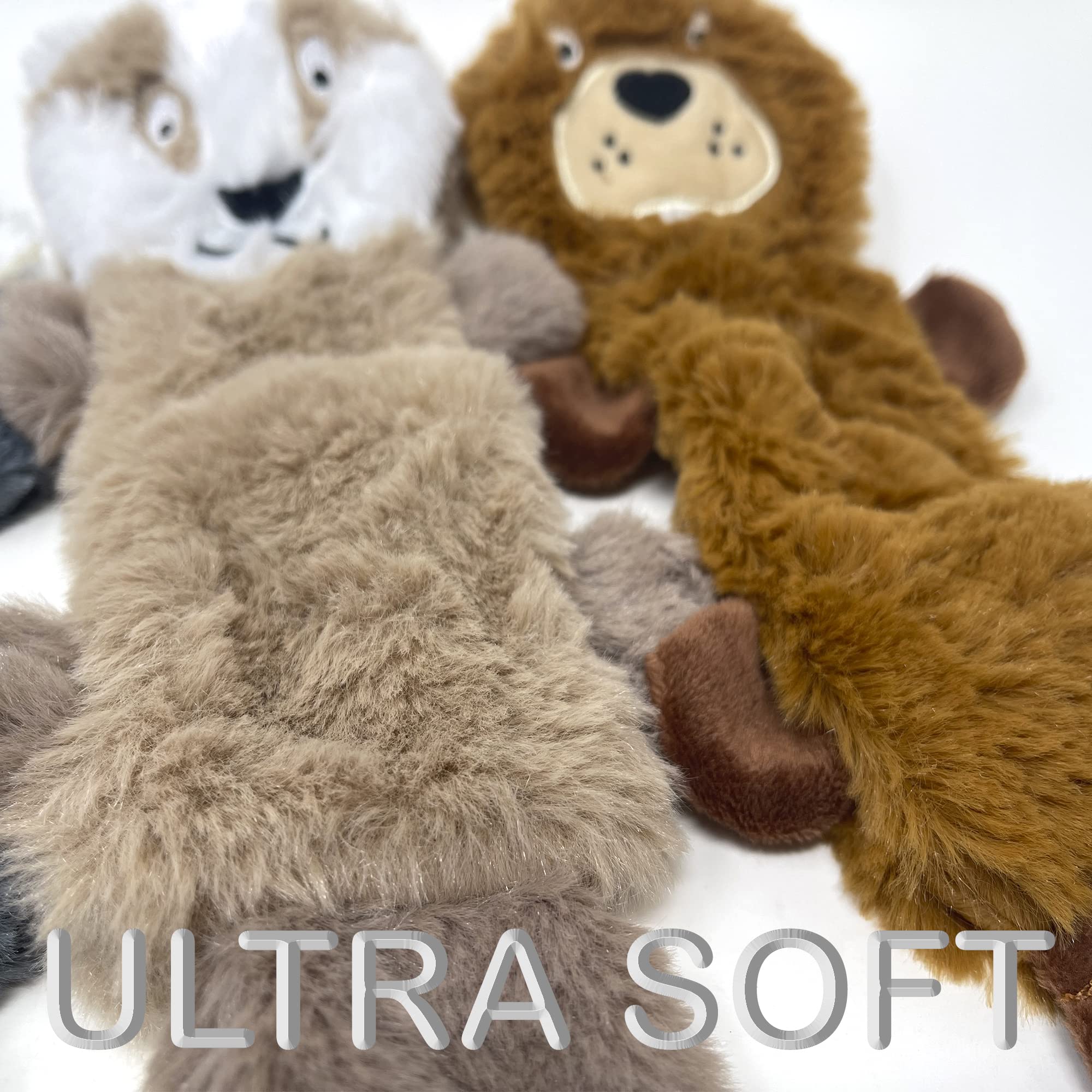 Jalousie lifestyle image of five pack ready for indoor playtime.