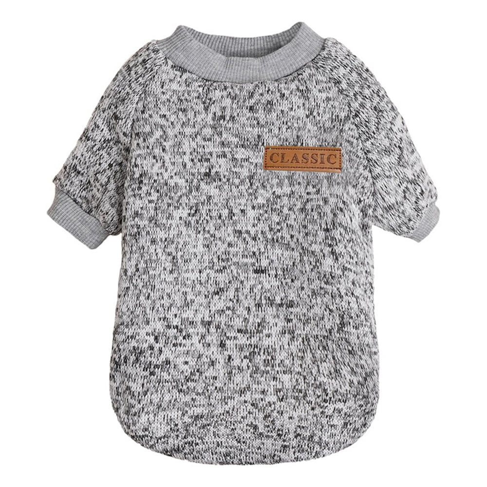 Jecikelon dog sweater in-use-warmth captures cozy warmth during chilly walks.
