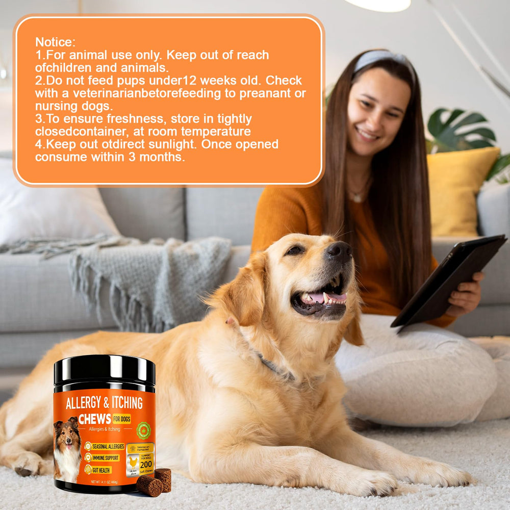 Jennandra Dog Allergy Chews packaging front shows grain-free formulation and chicken flavor.