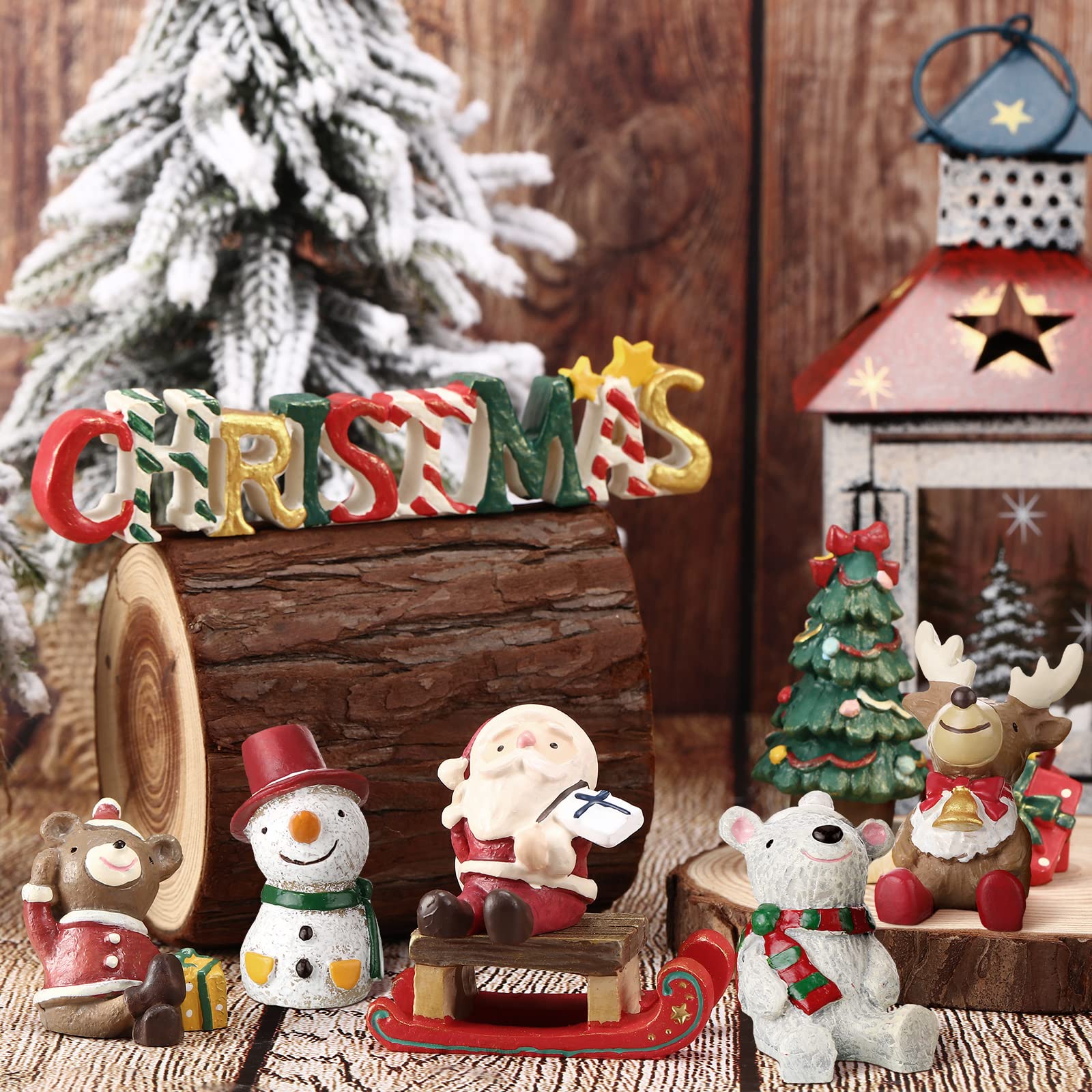 Jetec Christmas letter ornament adds nostalgic holiday touch to tank