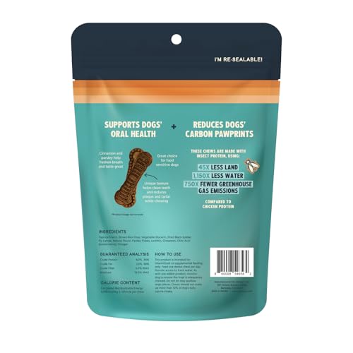 Jiminy's dog chewing dental chews demonstrates long chew time with a firm, flexible texture.