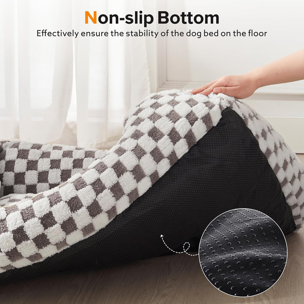 Machine-washable cover on JOEJOY bed for easy cleaning