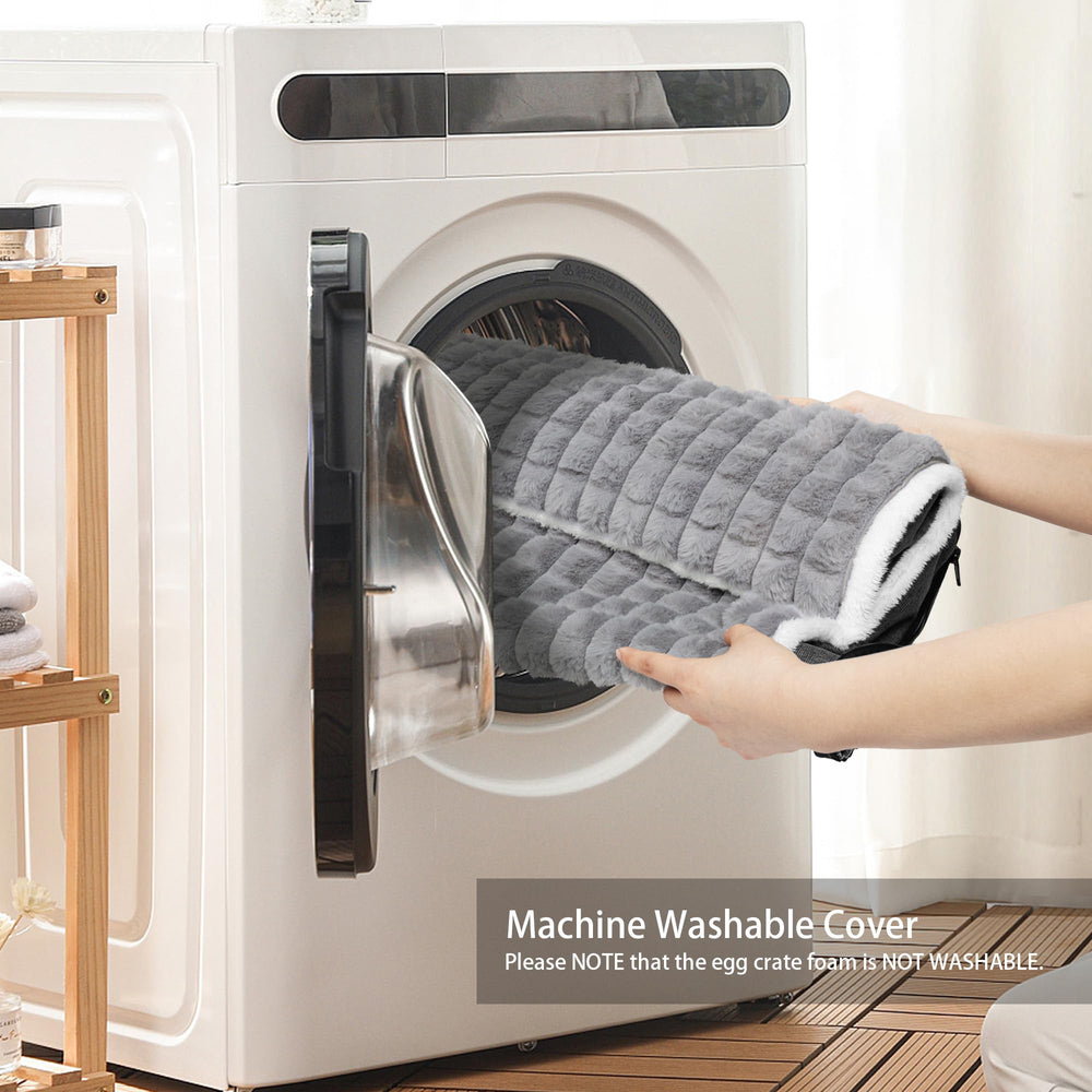 Jolifield dog bed non-slip bottom keeps the surface in place