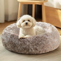 JOLLYVOGUE donut bed front view shows plush surface for warm, snug rest.