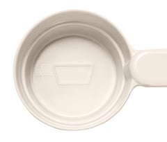 Joyinjojo dog cat food scoop is dishwasher safe and easy to clean.