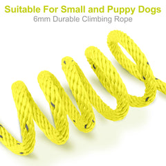 Joytale padded-handle dog leash provides comfortable grip during strong pulls.