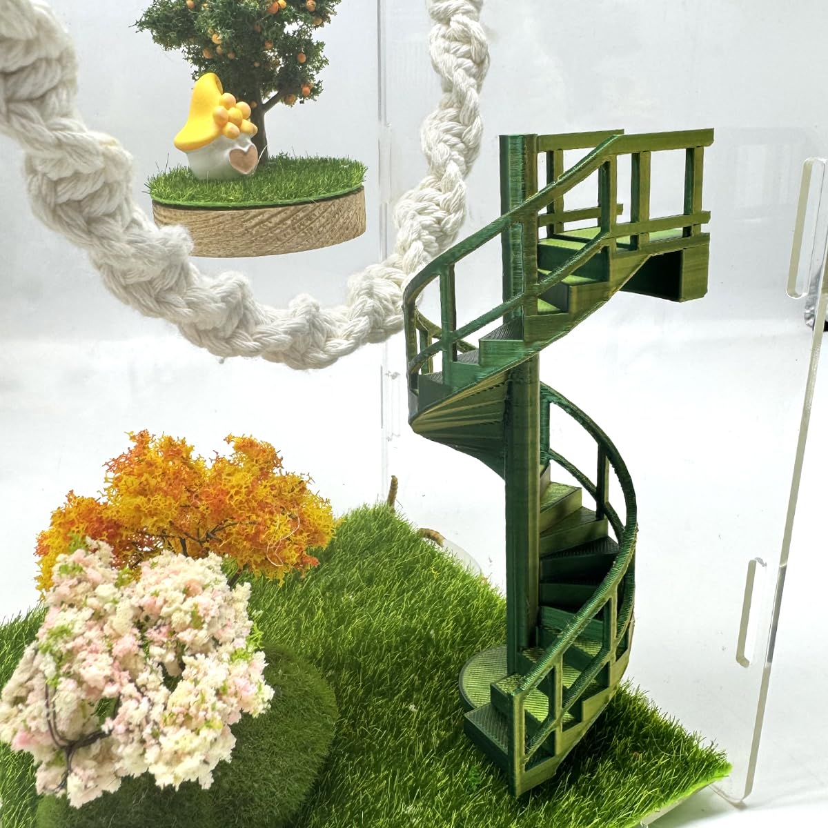 Julang jumping spider accessory gift-pack communicates thoughtful enclosure upgrades