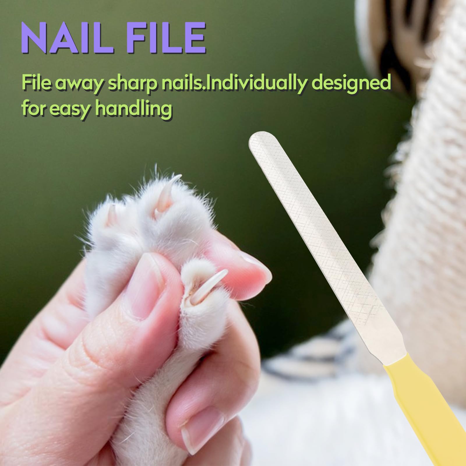 KALAMANDA cat nail clippers in action on small pet claws during trimming.