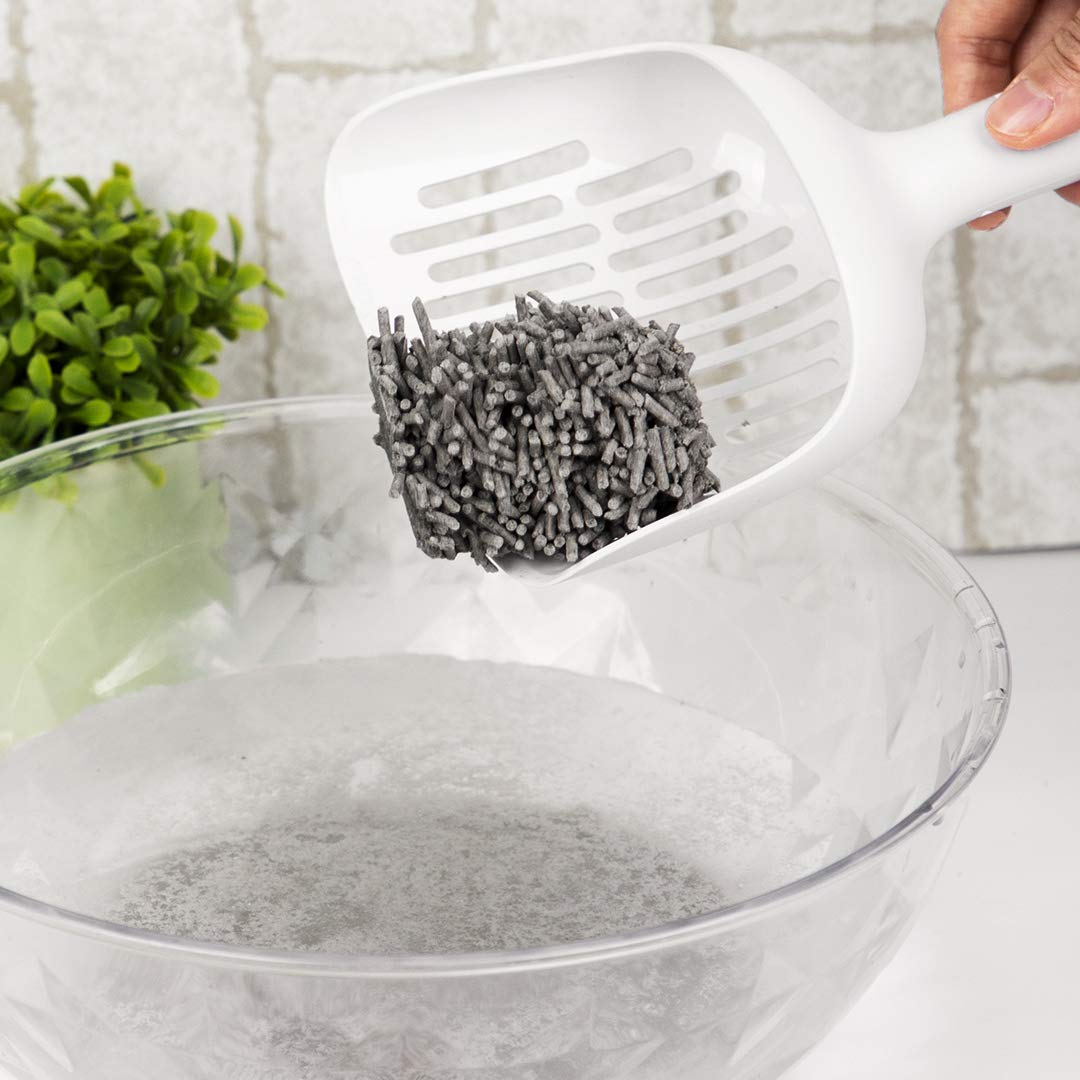 Kamys Zoo I AM TOFU 10 lb bag provides a 4 to 6 week supply for one cat.