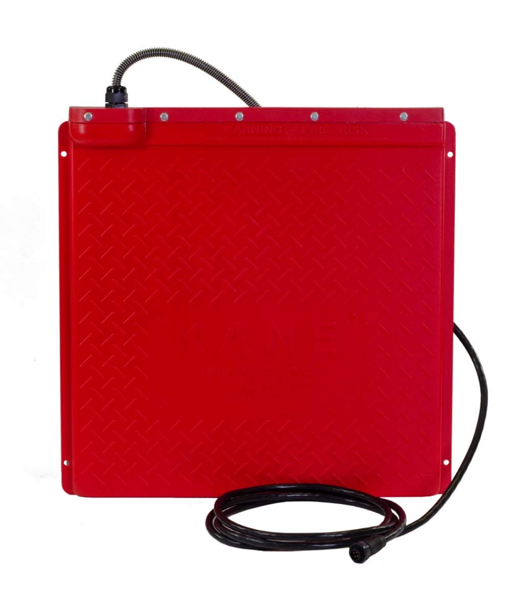 KANE Electric Pet Heat Mat in outdoor kennel provides steady warmth for pets