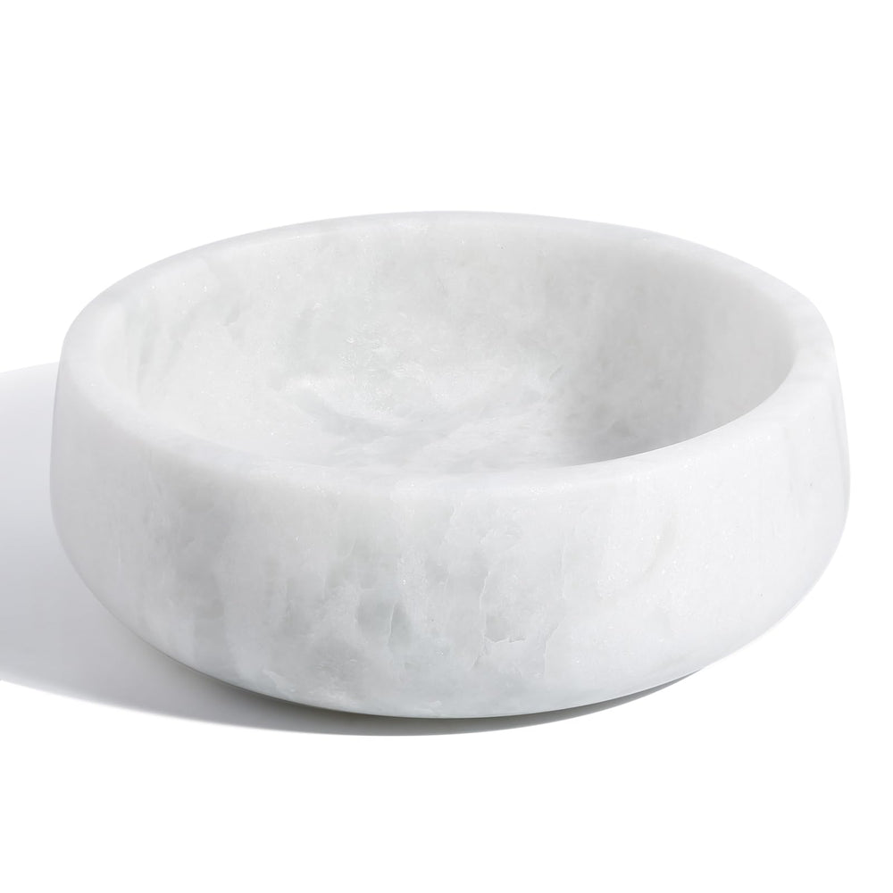 Karibiber white marble dog bowl closeup shows a durable, easy to clean surface.