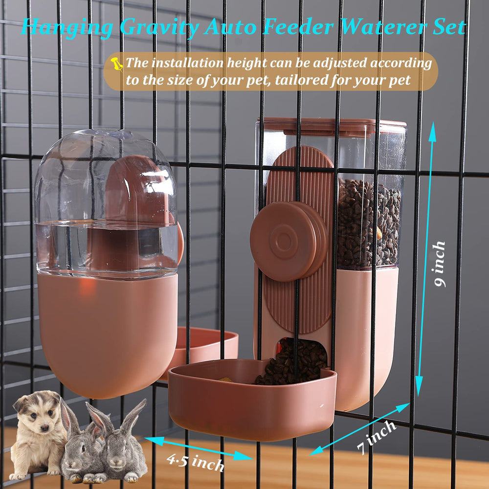 Kenond gravity-fed waterer close-up highlights smooth flow and reduced spills.