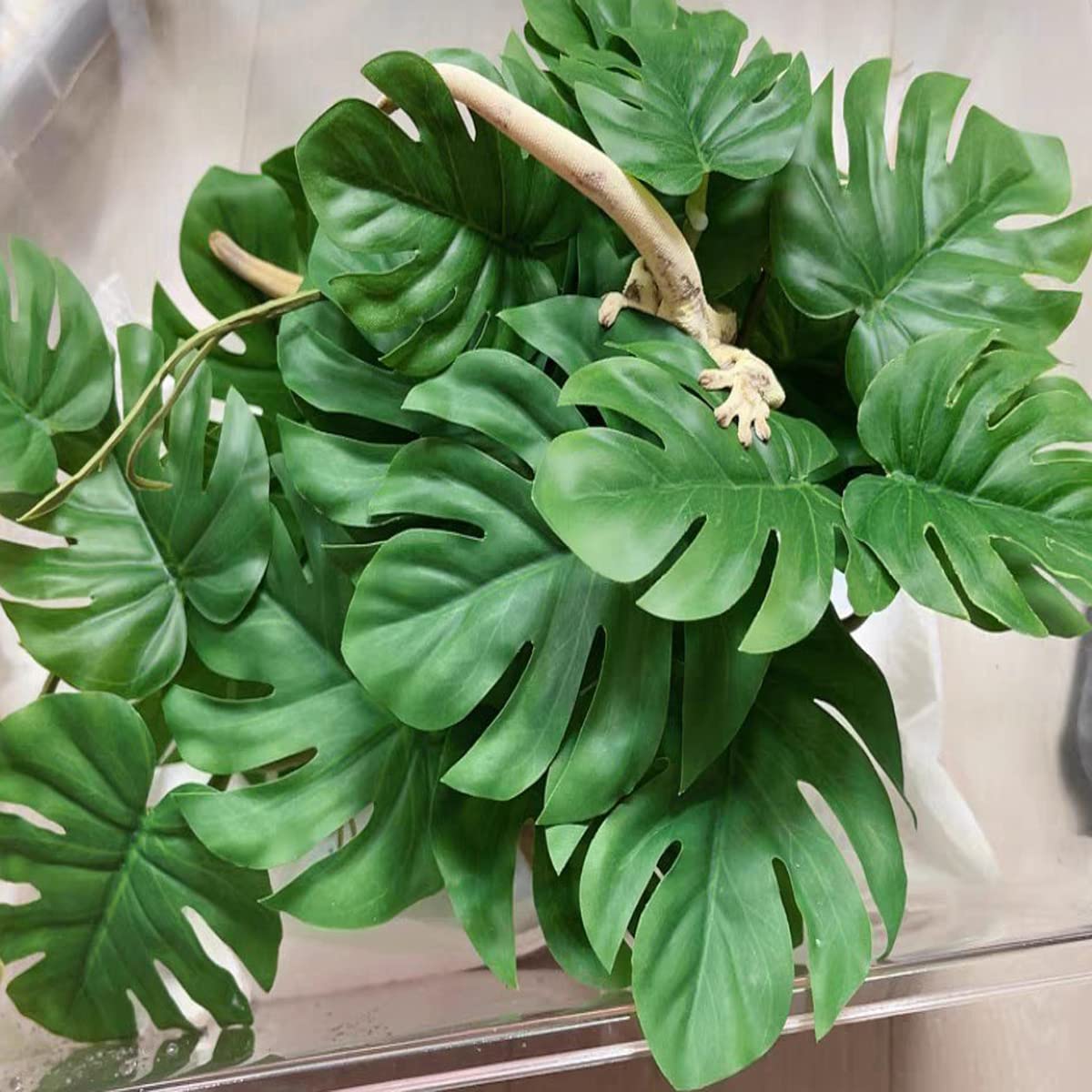 KERUIDENG Reptile Plants weighted base ensures stability in enclosures