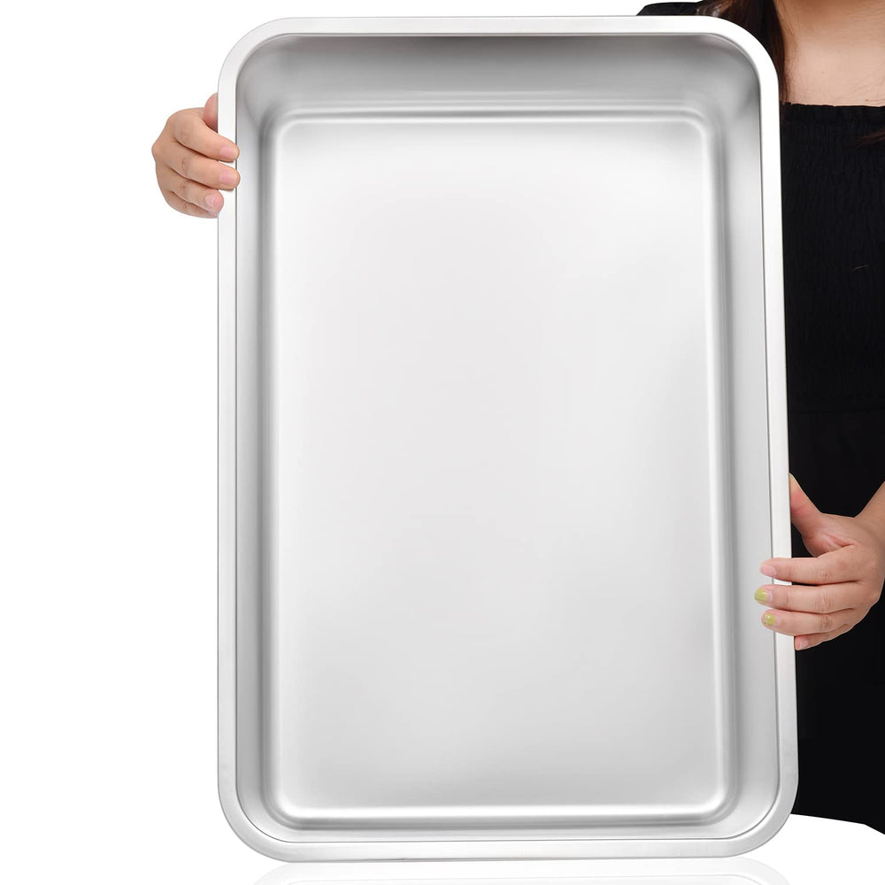 Kichwit large stainless steel litter box with 23.4 by 15.5 by 7.6 inch dimensions.