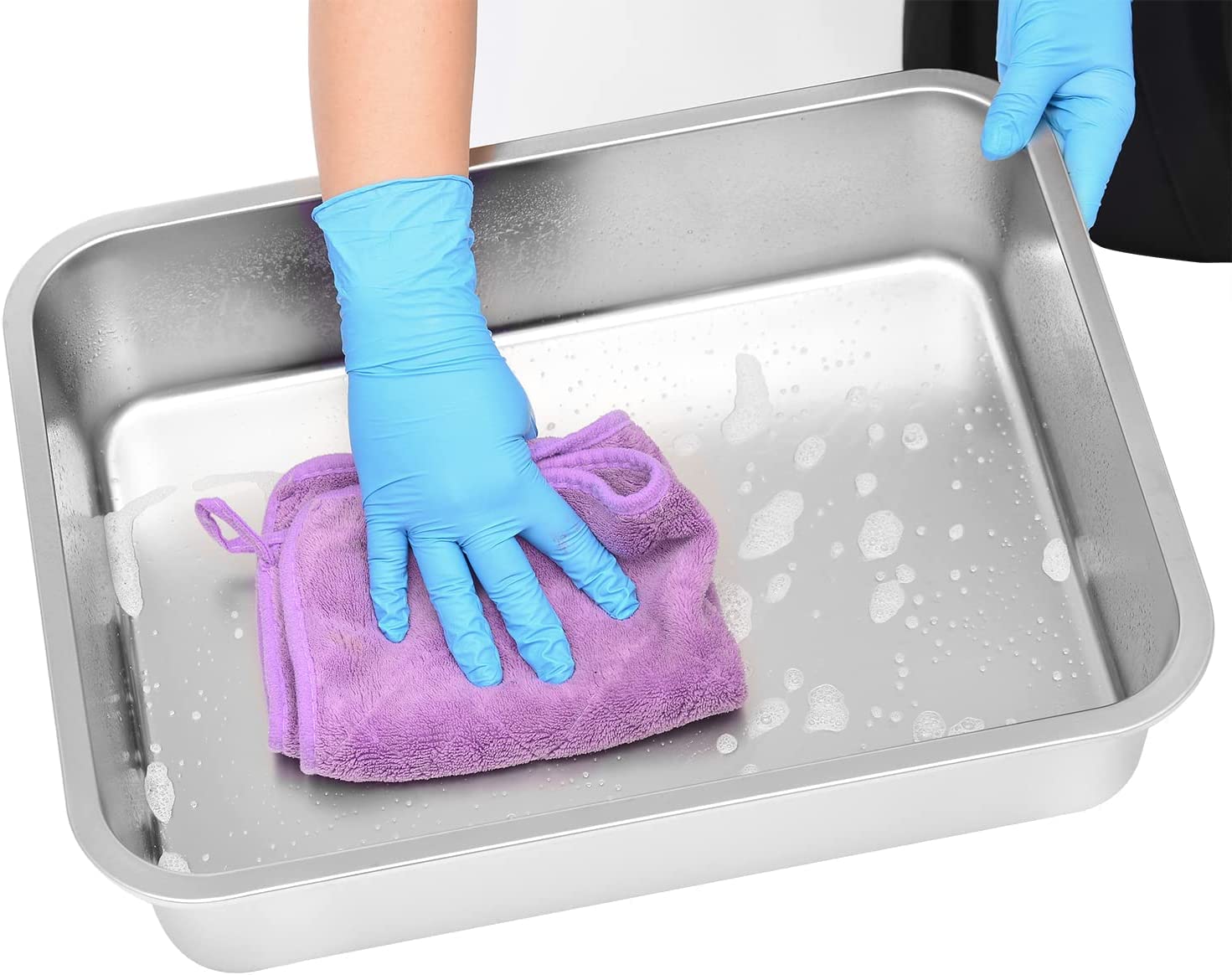 Kichwit large stainless steel cat litter box rounded edges for safe handling.