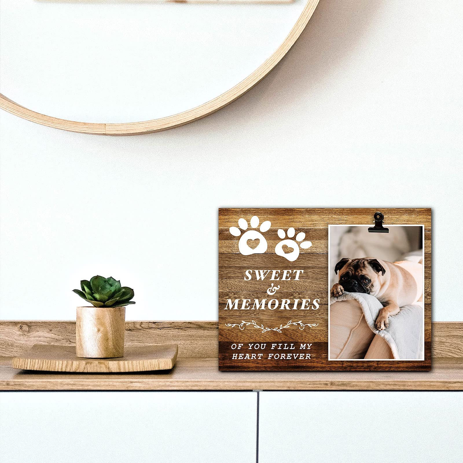 KINGNOW frame wall hanger allows wall display beside photos.