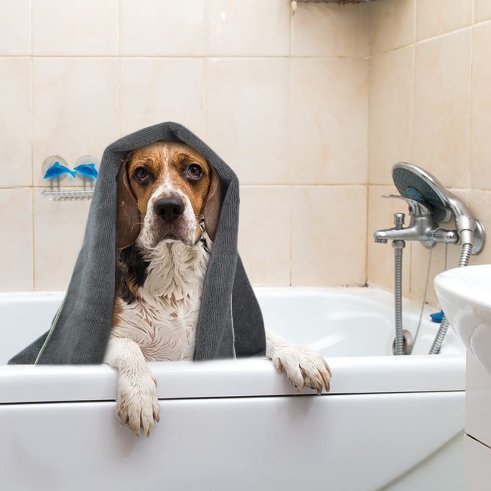 KinHwa dog towel dries pets quickly after baths, keeping fur fluffy.