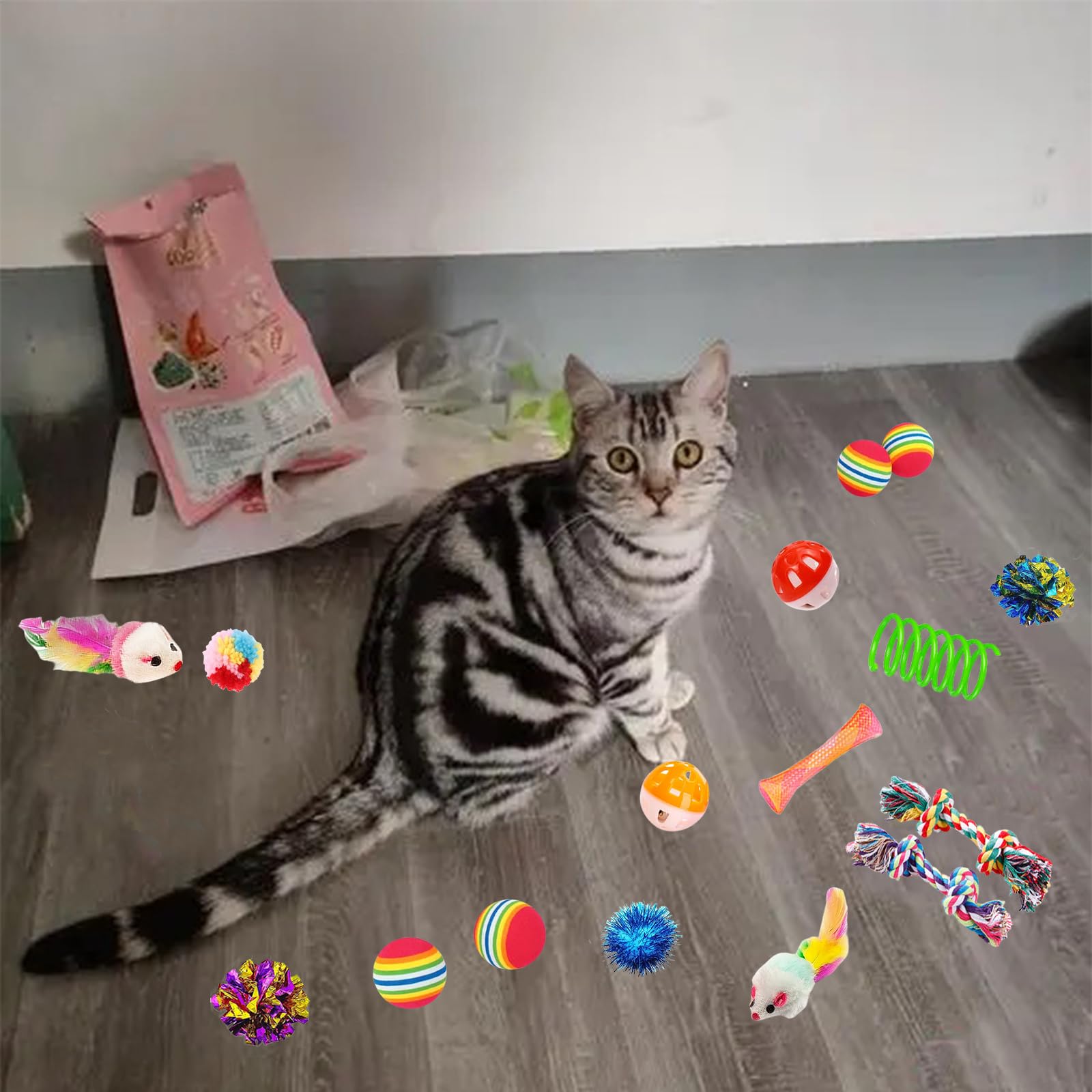 KITCHSTAR sparkle balls catch light and attract cats for lively exercise.