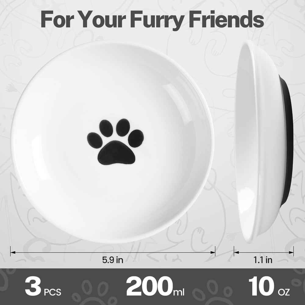 Kitwinney three-pack with cat paw pattern suits indoor feeding and small animals.