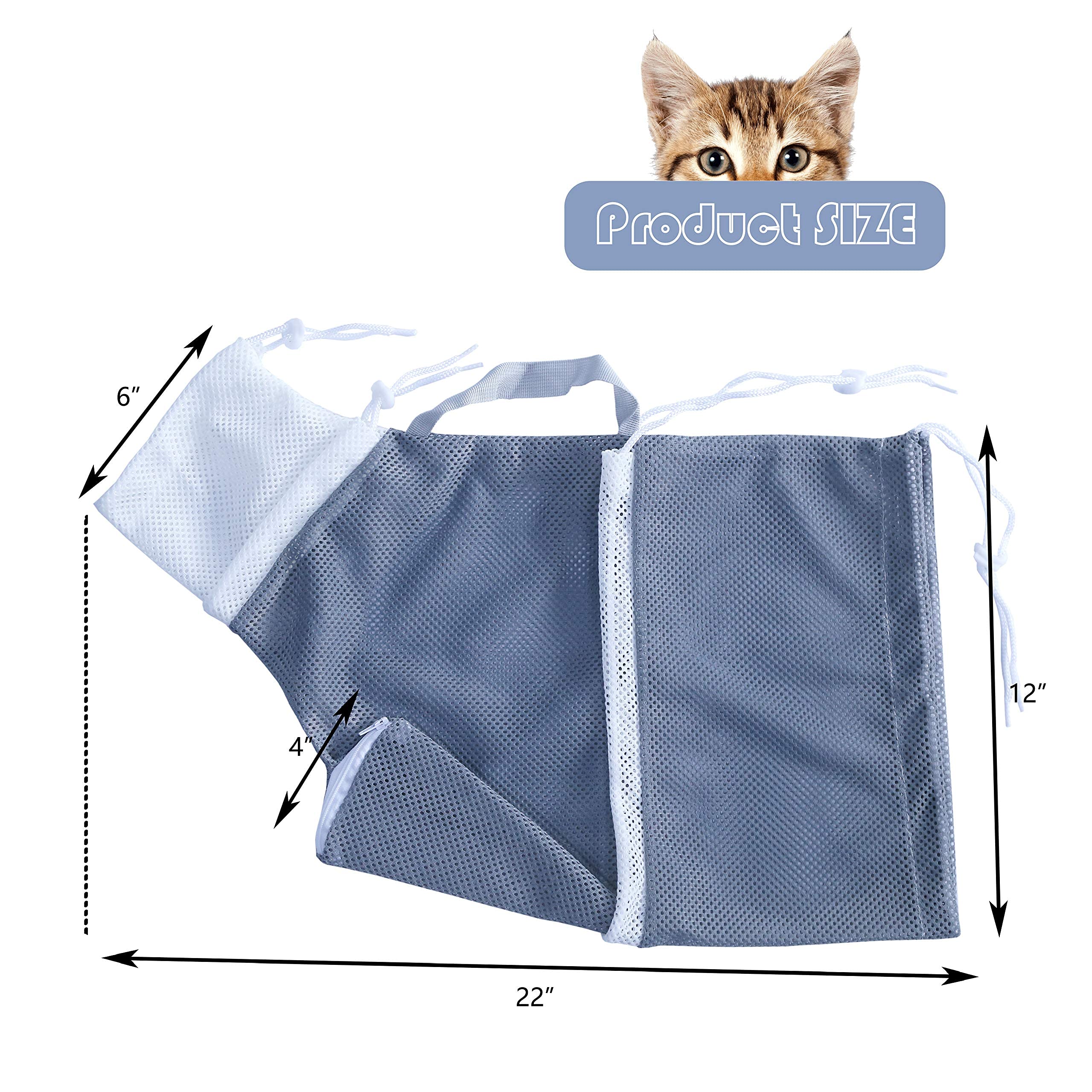 KlerRoem grooming glove in use demonstrates thorough dirt removal and gentle pet massage.