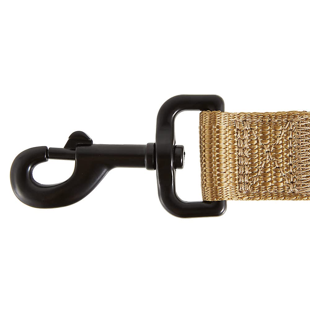 KONG 6' long, 1" wide leash ideal for versatile daily use and public-space tie-outs.