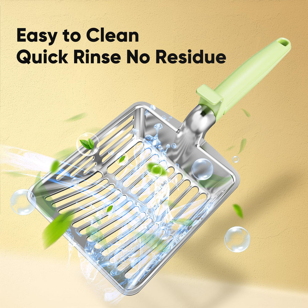 KooMooM ergonomic long-handle scoop provides comfortable grip during use.