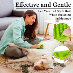 KQUQK dog brush with non-slip grip ensures secure bath sessions.