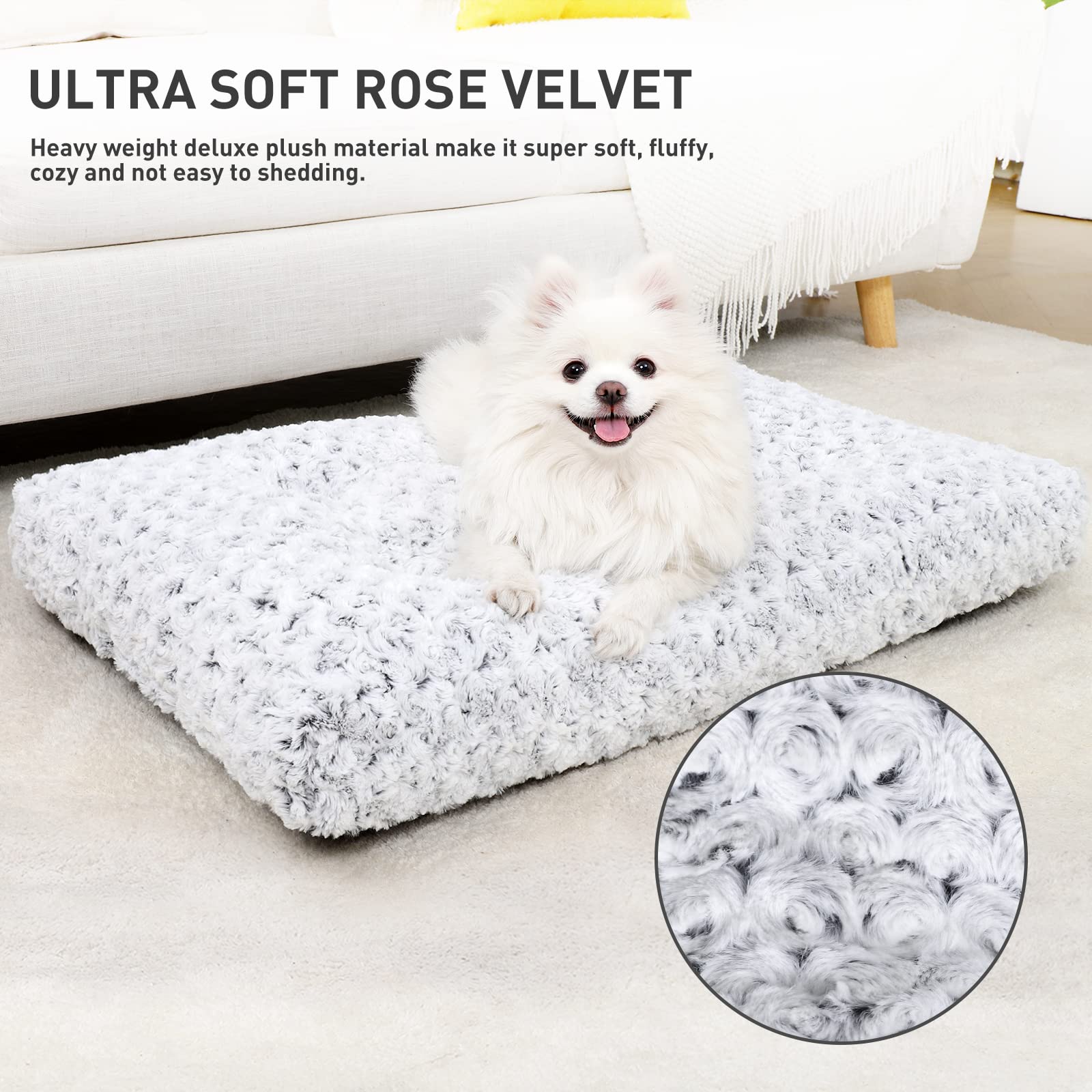 KSIIA Deluxe Dog Bed anti-slip bottom detail preventing crate movement
