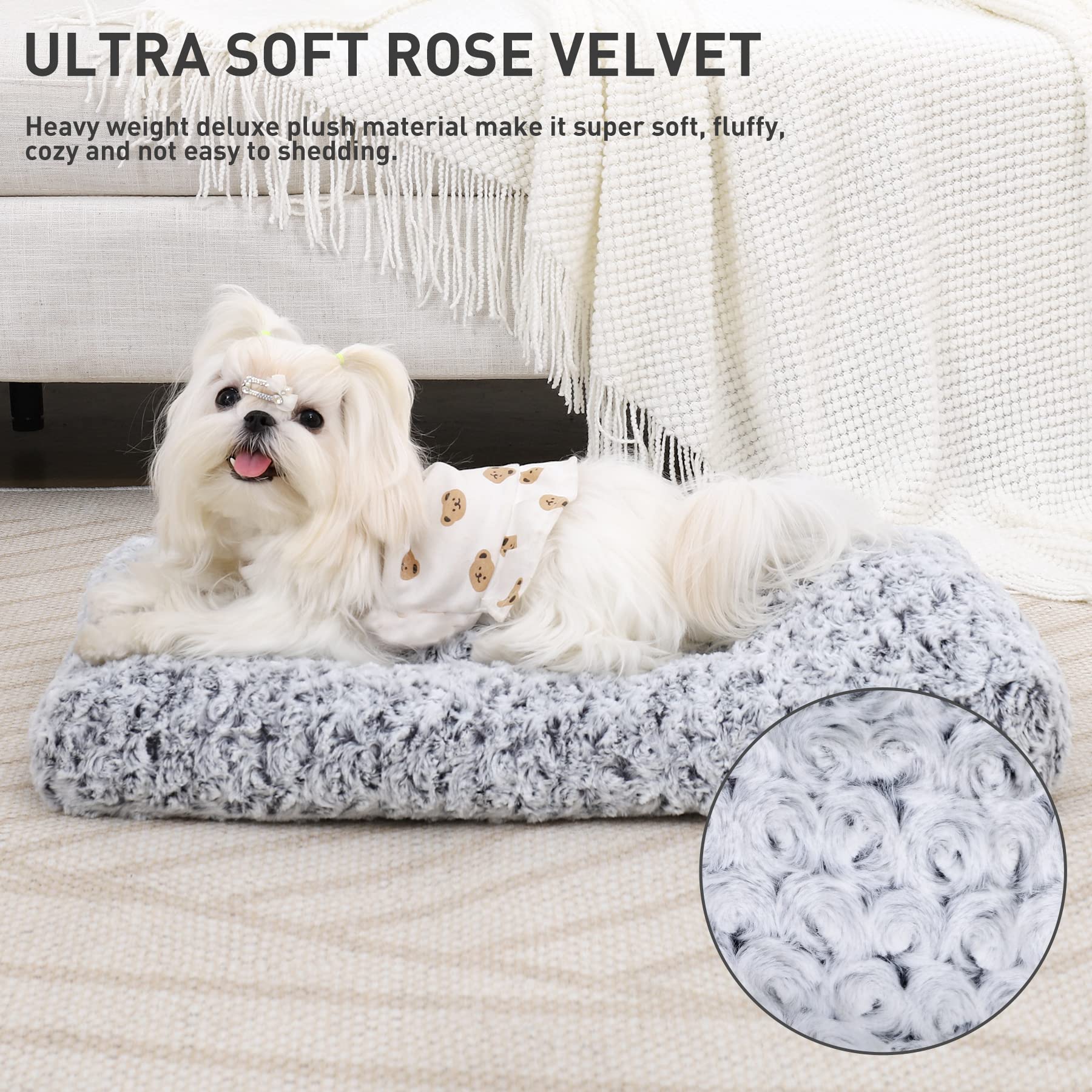 KSIIIA Washable Dog Bed anti-slip bottom keeps placement during adventures.