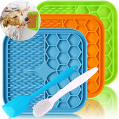 Kwispel dog lick mat 3pcs with suction cups bonds to tub for bath-time calm