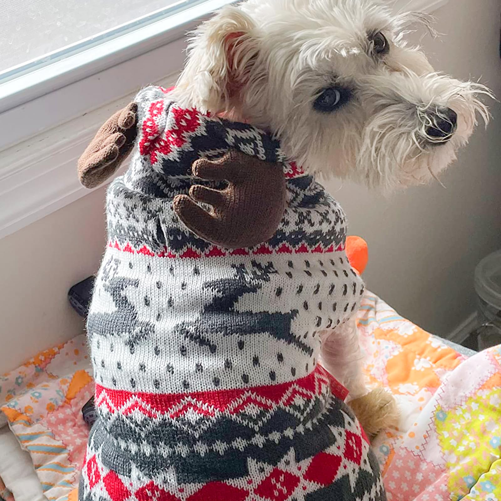 KYEESE machine-washable sweater designed to resist pills after washing