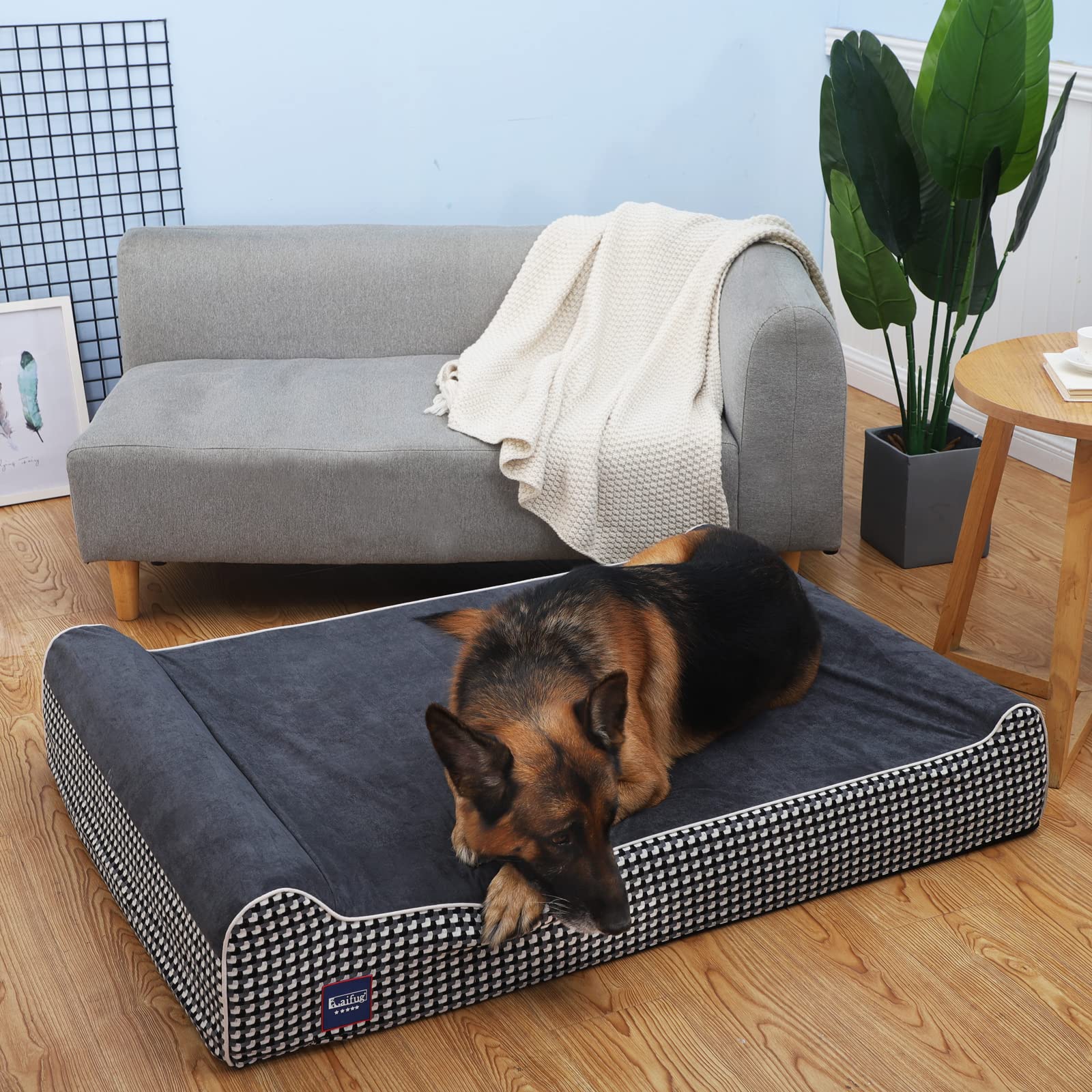 Laifug king-size dog bed dimensions for large breeds.
