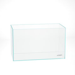 LANDEN 60P aquarium bezel-less wide-vision design enhances viewing experience.