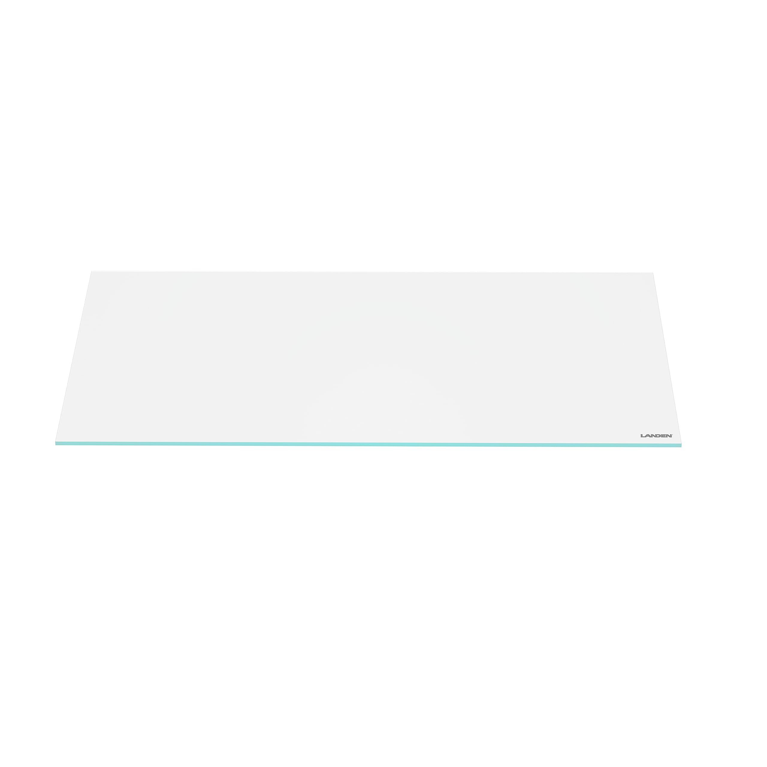 LANDEN four-clip aquarium lid demonstrates secure placement and safety features.