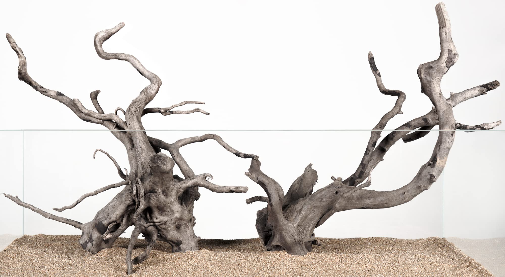 LANDEN Spider Wood branch enhances aquascape texture and shelter for fish