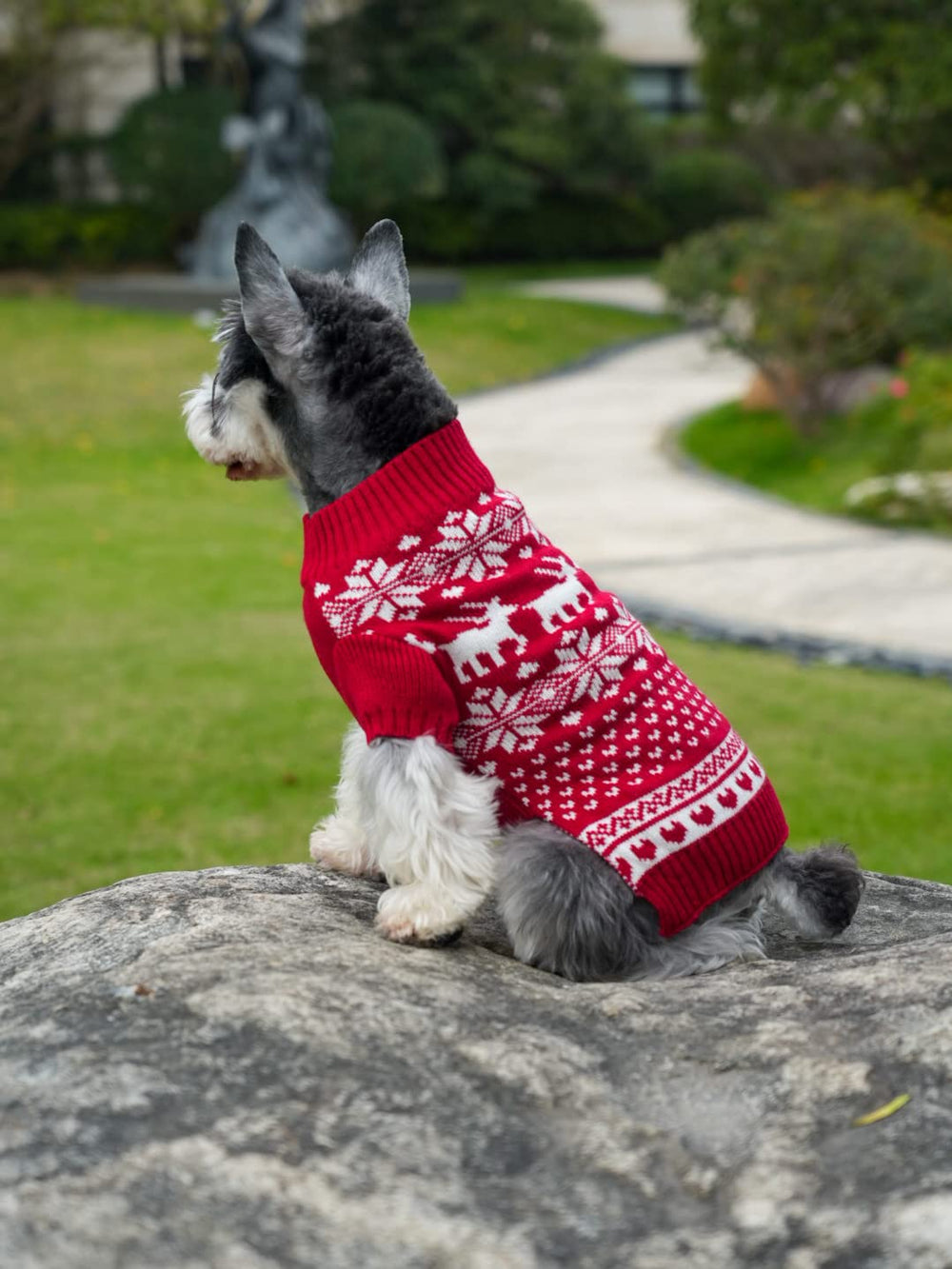 Lanyarco soft thick yarn knit closeup emphasizes warmth and comfort