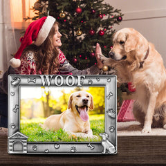 LASODY Antique silver finish highlights dog photos with vintage style.