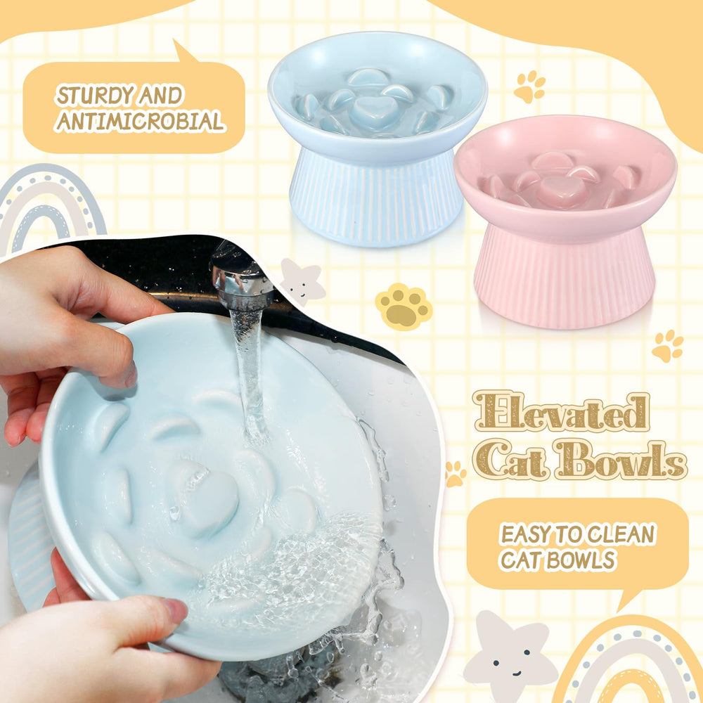 Layhit anti-slip cat bowl base prevents spills during meals.