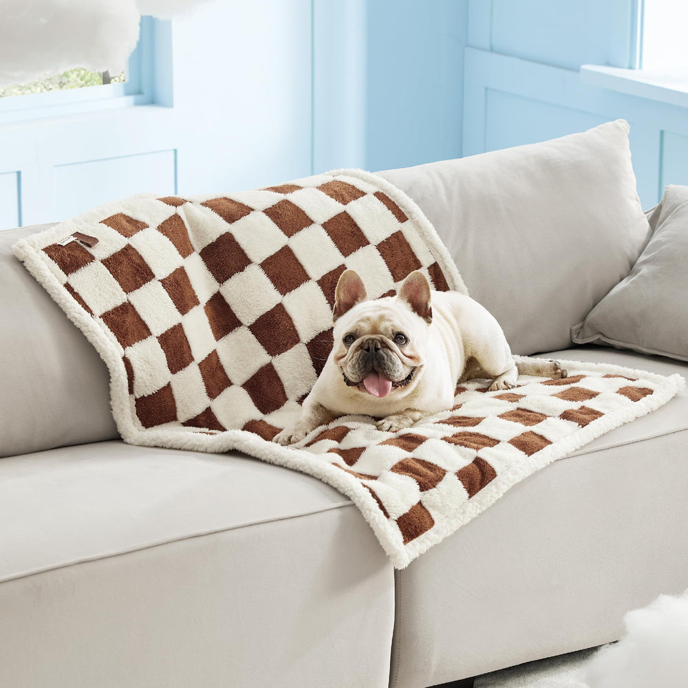 LE SURE machine-wash friendly blanket shown in washing cycle.