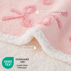 LE SURE waterproof-inner-lining keeps spills from soaking through to furniture.